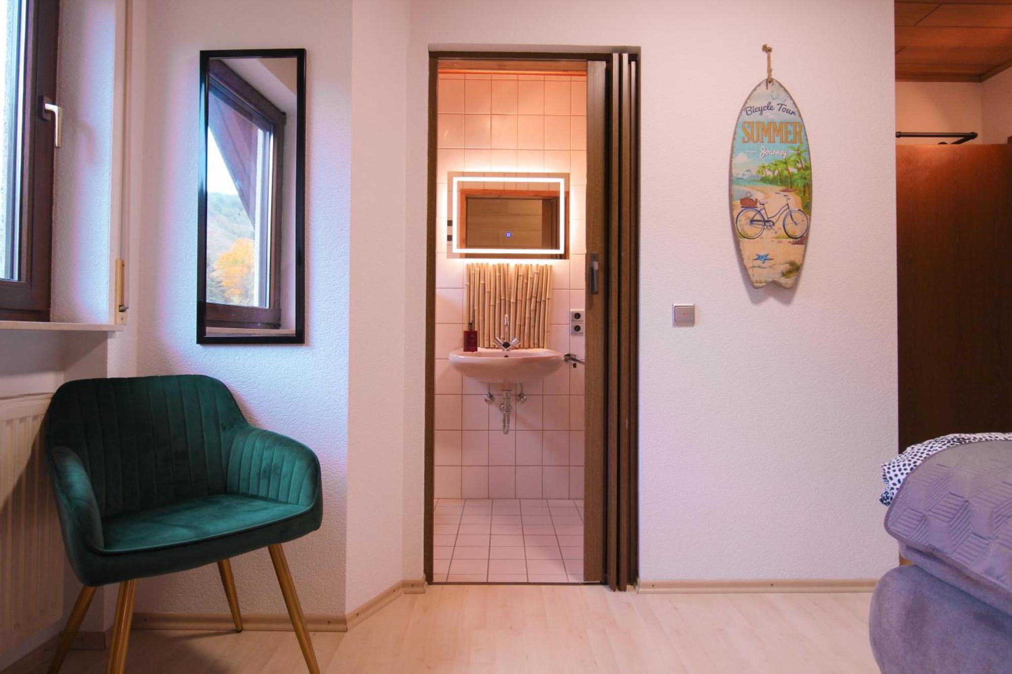 Stilvolle Wellness-Ferienwohnung In Neef Whirlpool, Sauna, Grill, Fitness, Billard & Moselblick Bagian luar foto
