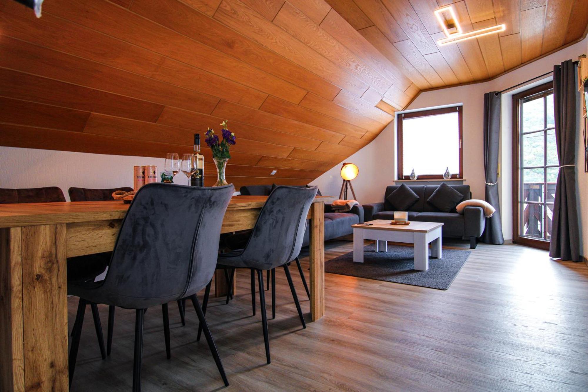 Stilvolle Wellness-Ferienwohnung In Neef Whirlpool, Sauna, Grill, Fitness, Billard & Moselblick Bagian luar foto